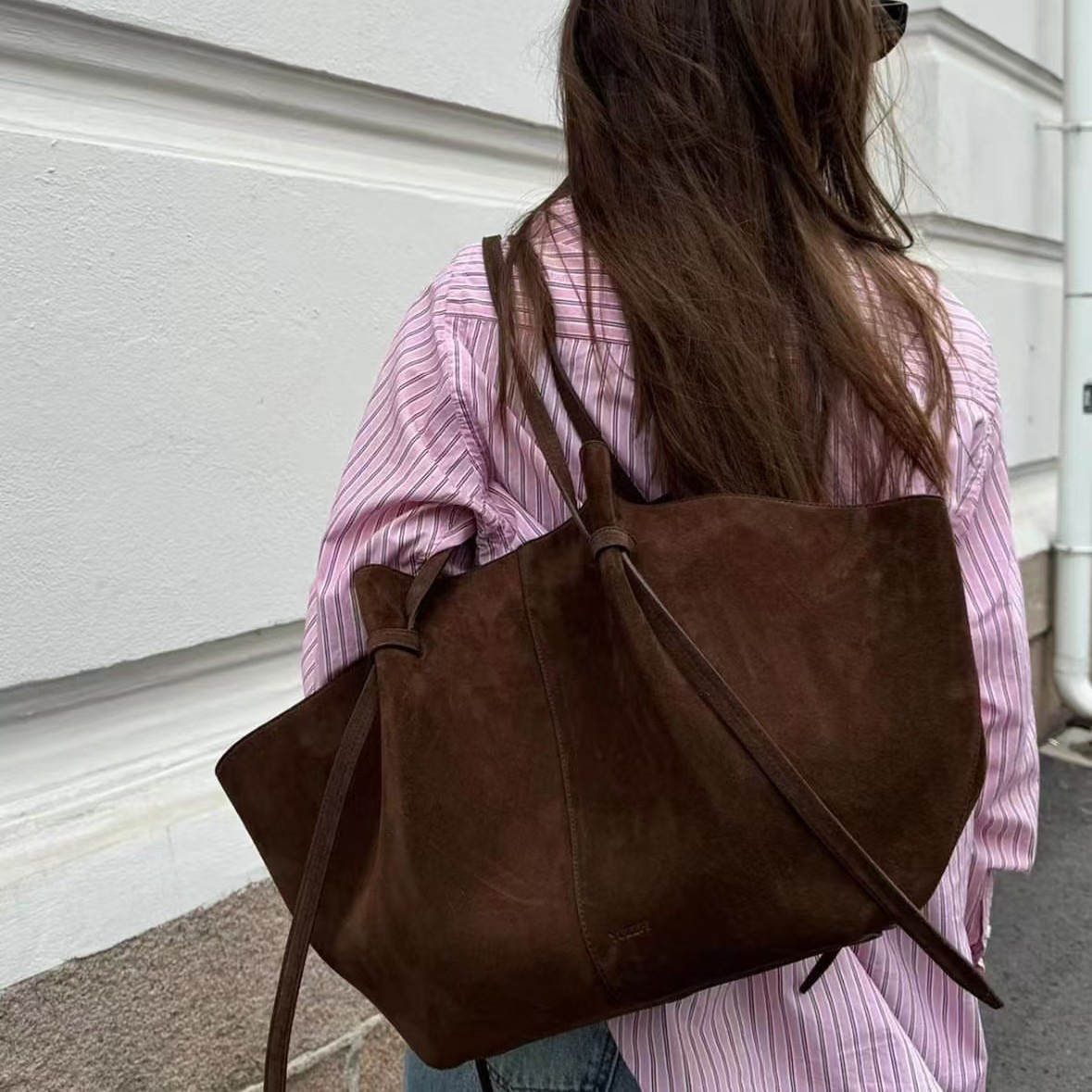 Sacs fourre-tout en Faux daim  - Interior Design Name avis et prix